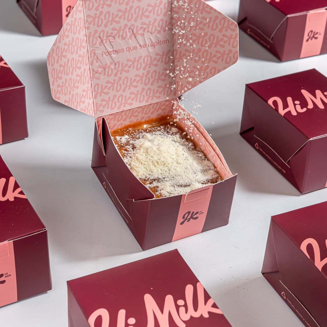 Postre Hi Milk con leche Klim y arequipe artesanal en capas